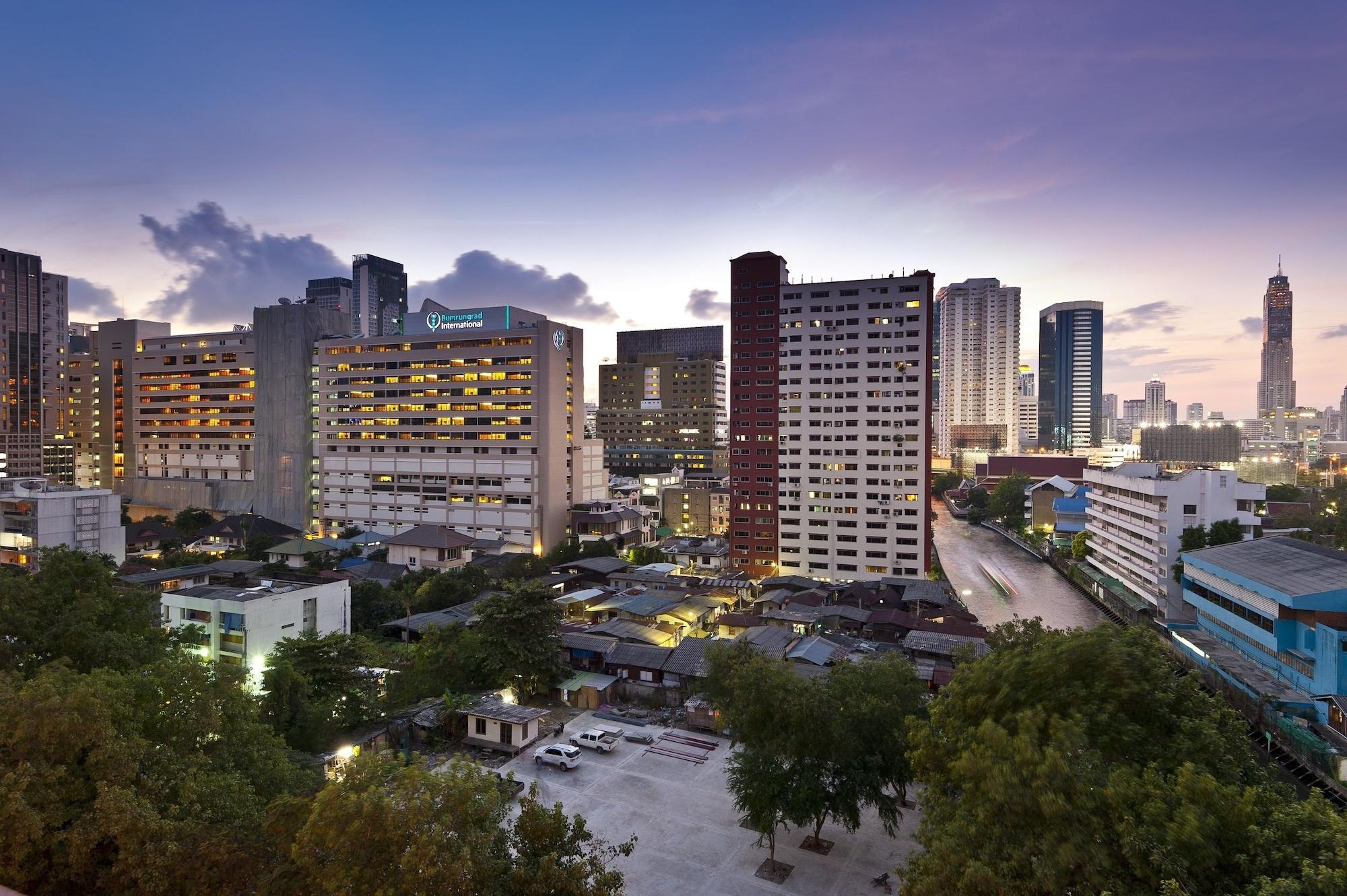 Anya Nana At Sukhumvit Bangkok Hotel Kültér fotó