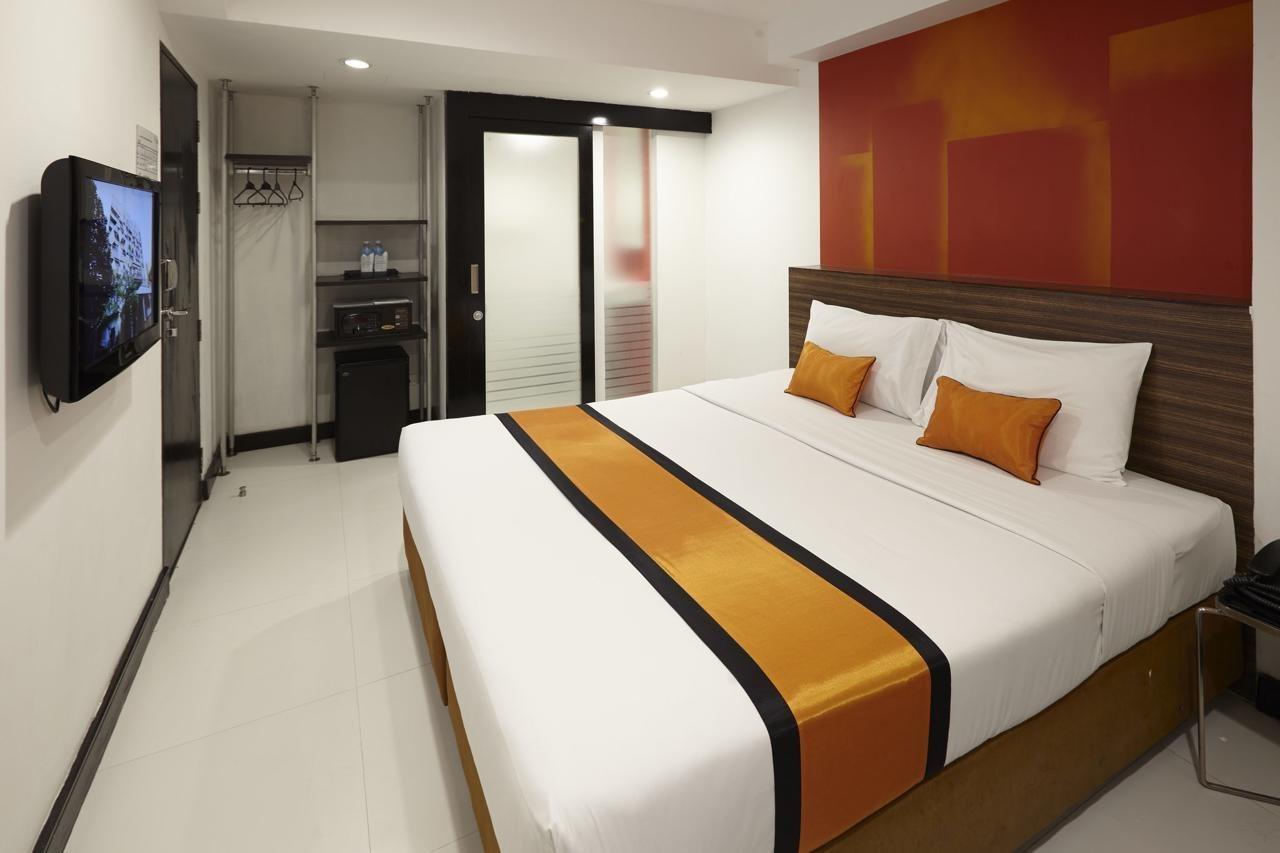 Anya Nana At Sukhumvit Bangkok Hotel Kültér fotó