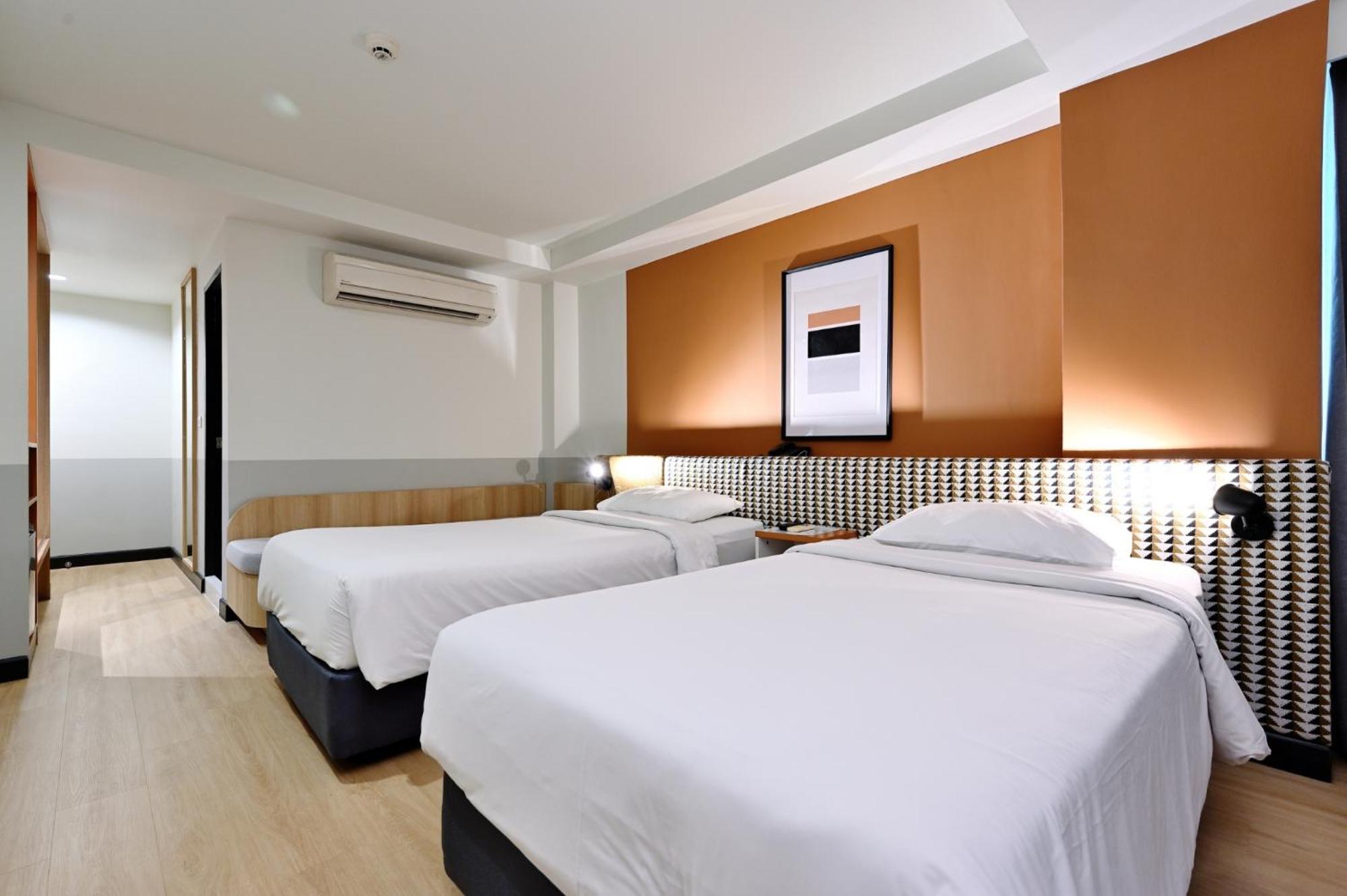 Anya Nana At Sukhumvit Bangkok Hotel Kültér fotó