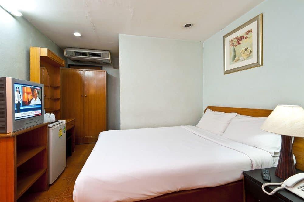 Anya Nana At Sukhumvit Bangkok Hotel Kültér fotó